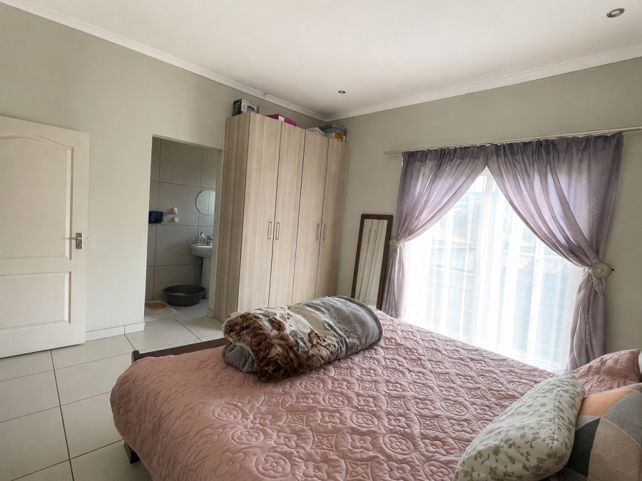 To Let 3 Bedroom Property for Rent in Cashan North West